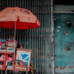 10 Fakta Bisnis Produk Fisik vs Digital: Mana yang Lebih Menguntungkan di 2025?